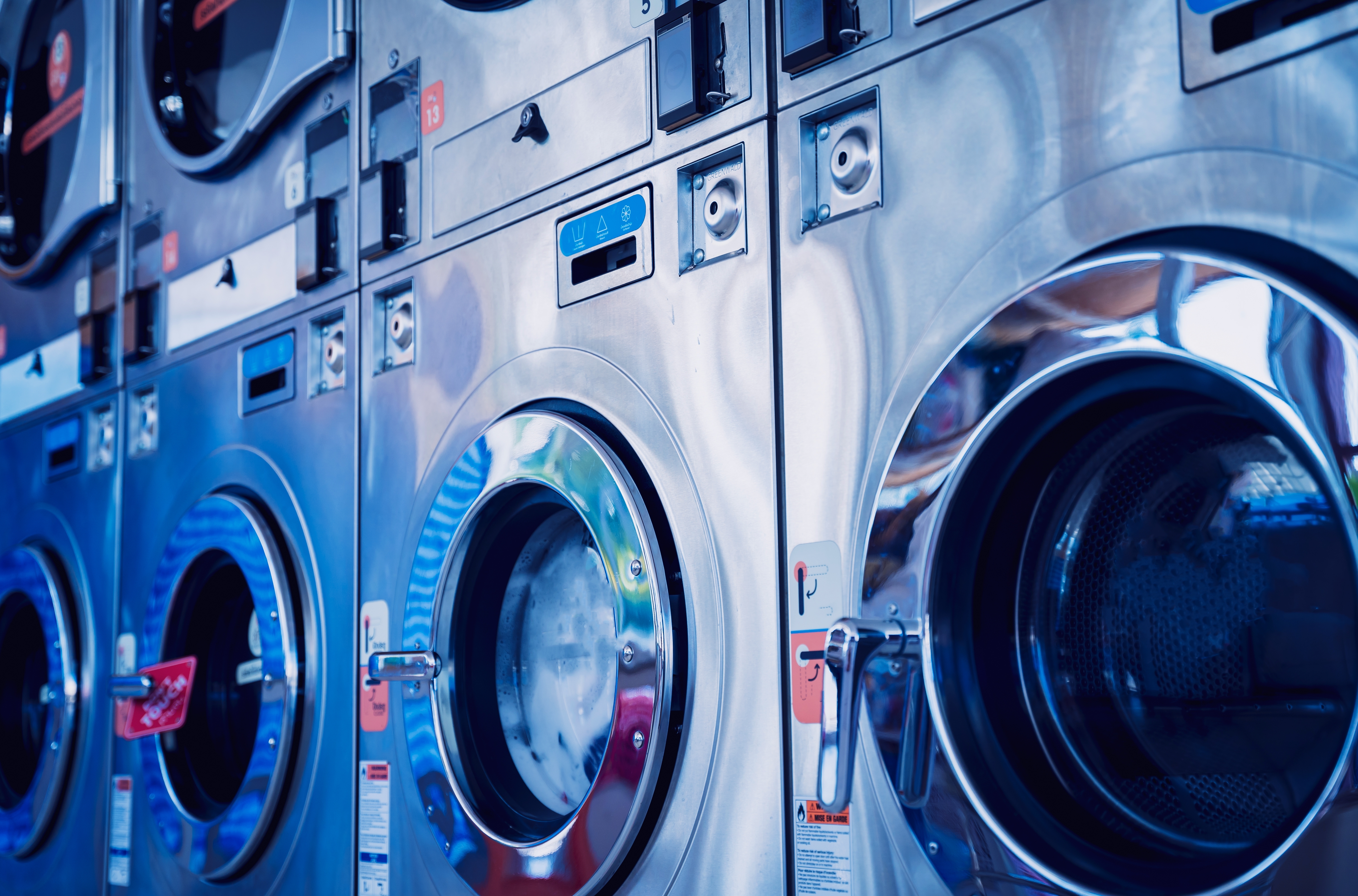 Laundromat Shutterstock 2283670501
